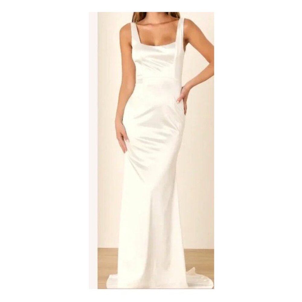 Sensational Promise White Satin Square Neck Dress Size Small with Defects